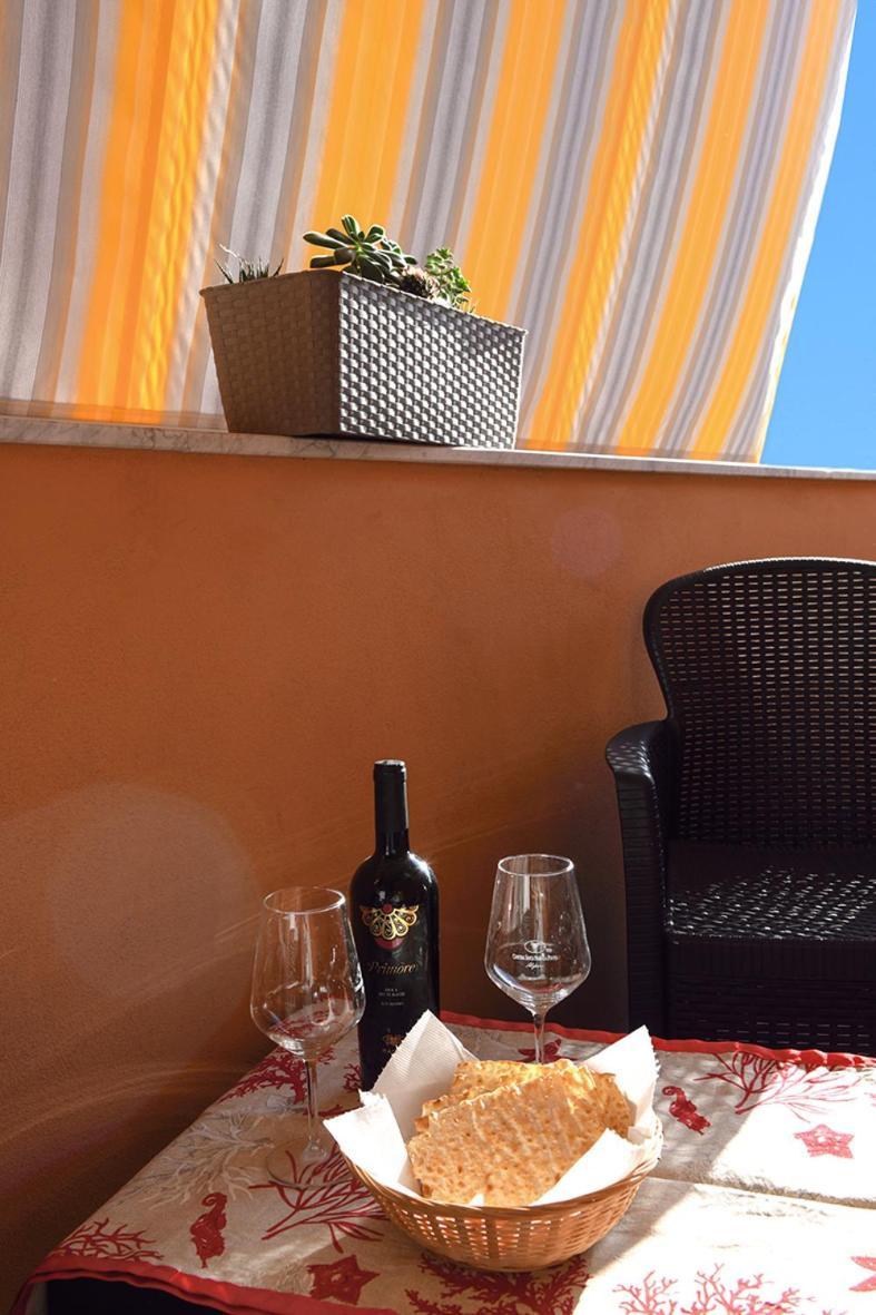 Kris87 A 5 Minuti Dal Porto Apartment อาลเกโร ภายนอก รูปภาพ